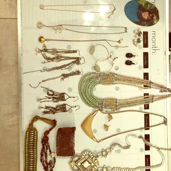 All jewelry for sale together - Picture 1 of 3